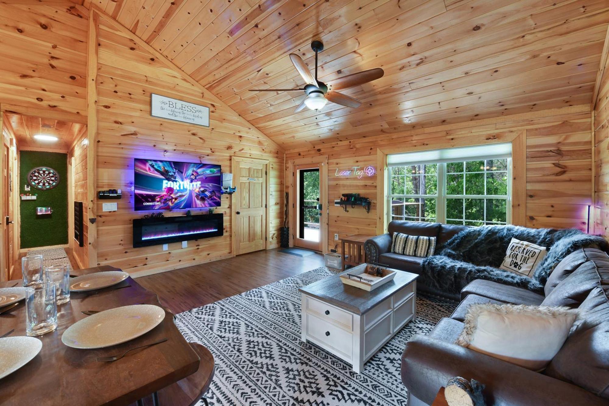 Enchanted Forest Cabin And Teepee! Lights & Laser Show! Private Hot Tub! Unique Stay! Севьервилл Экстерьер фото